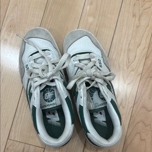 New Balance Kids' White and Green Sneakers 550